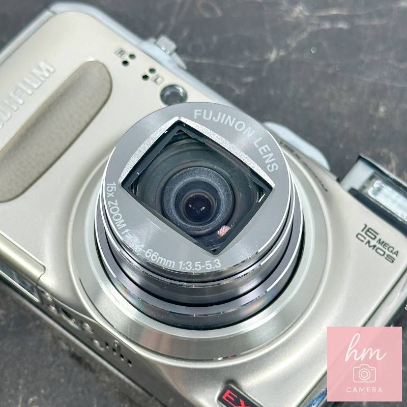 Fujifilm Compact Digital Camera Finepix F550Exr 1600 15 Gps Exr Cmos
