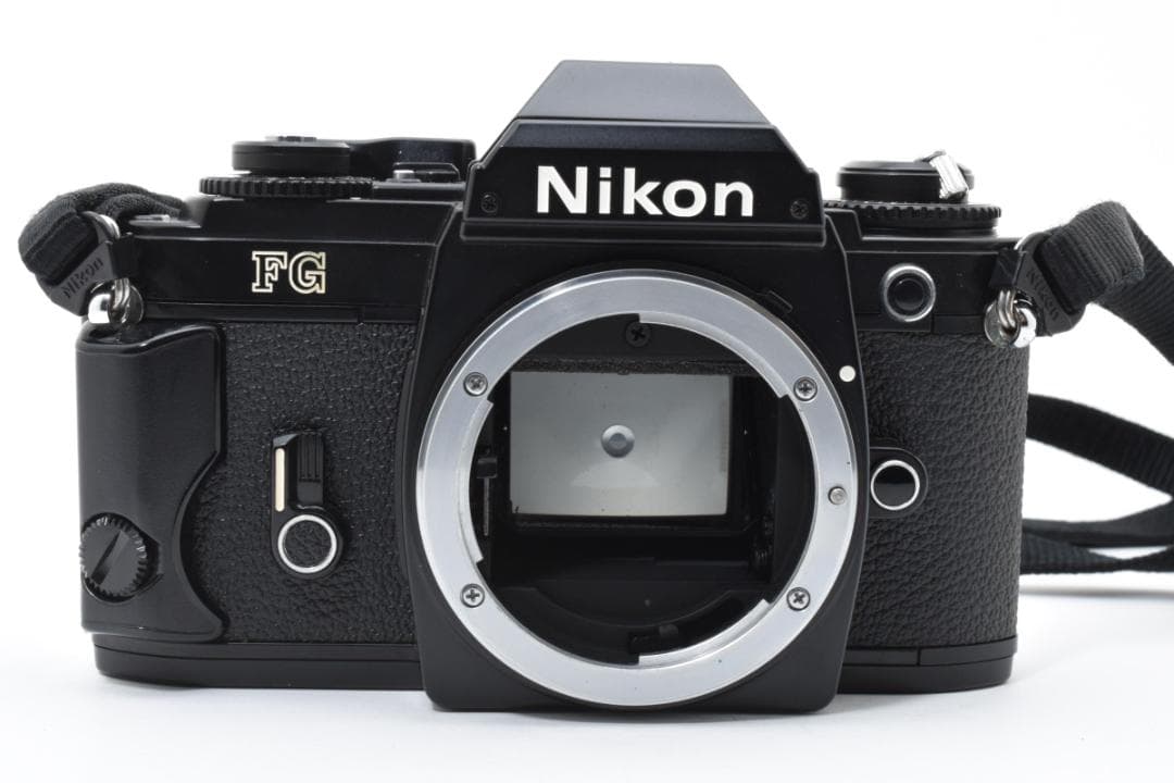 Slr Camera (Film) Nikon Fg #20986