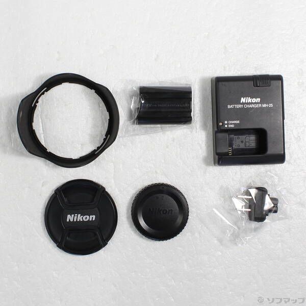 Nikon Digital Slr D7000 18-200 Vr Ii (1620 Sdxc) 258
