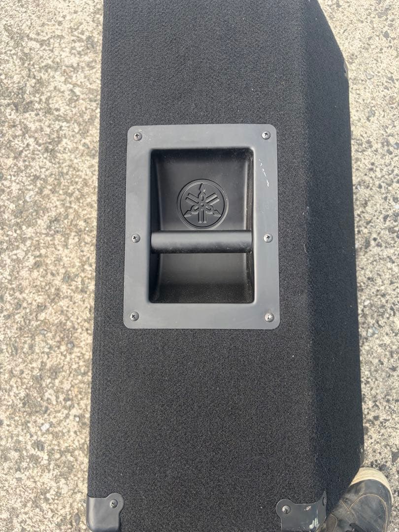 Yamaha Stage Monitor Speakers Sm12V