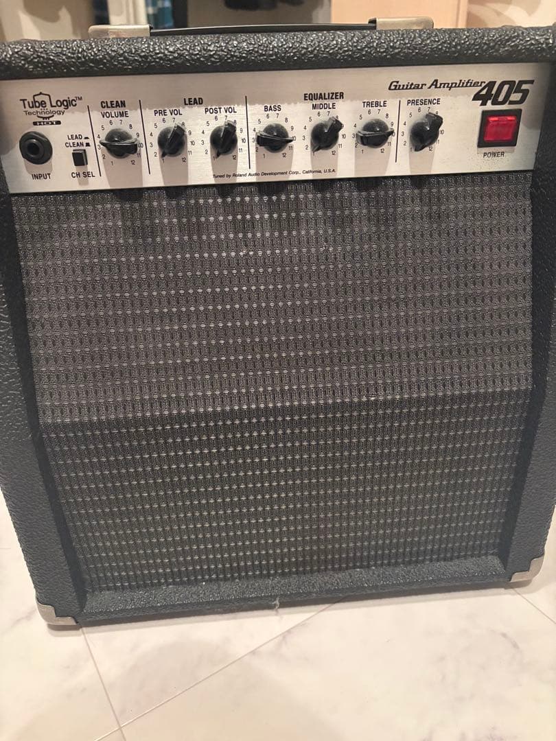 Roland Guitar Amplifiers Amplifier 405