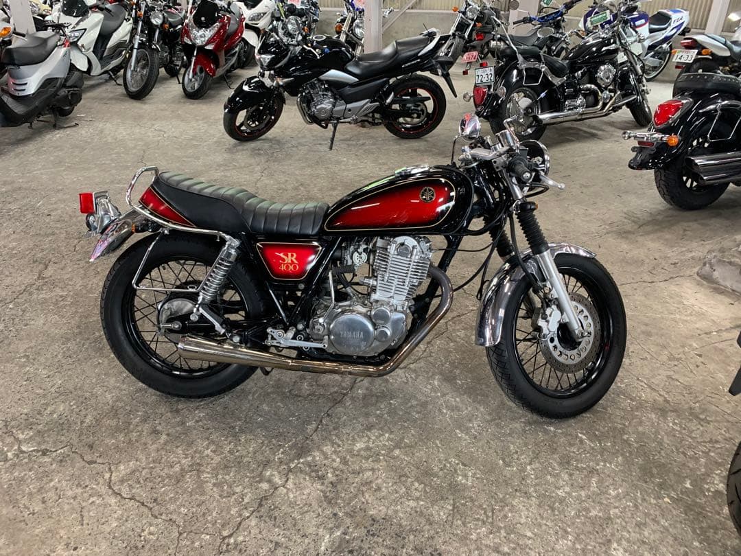 Yamaha Motorcycle Body Sr400