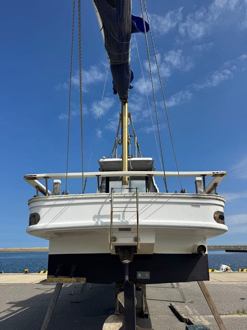 Pleasure Craft Yacht Hulls Yamaha Dx39