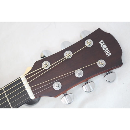 Yamaha Acoustic Guitar