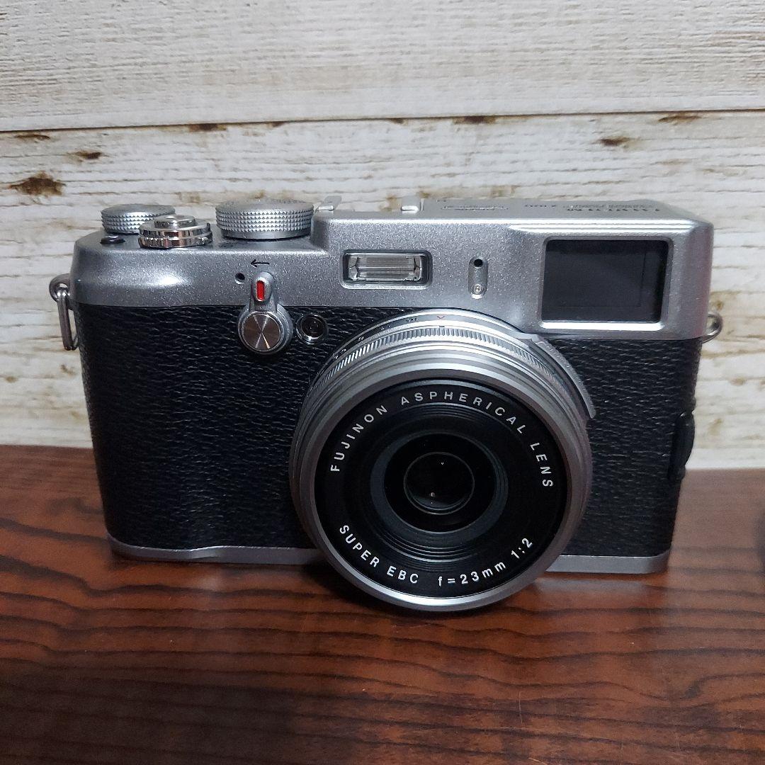 Fujifilm Compact Digital Camera X100(