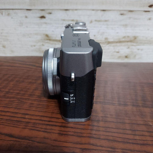 Fujifilm Compact Digital Camera X100(