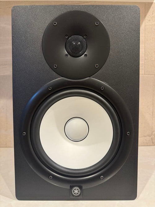 Yamaha Studio Monitor Speakers Hs8 1/2 8