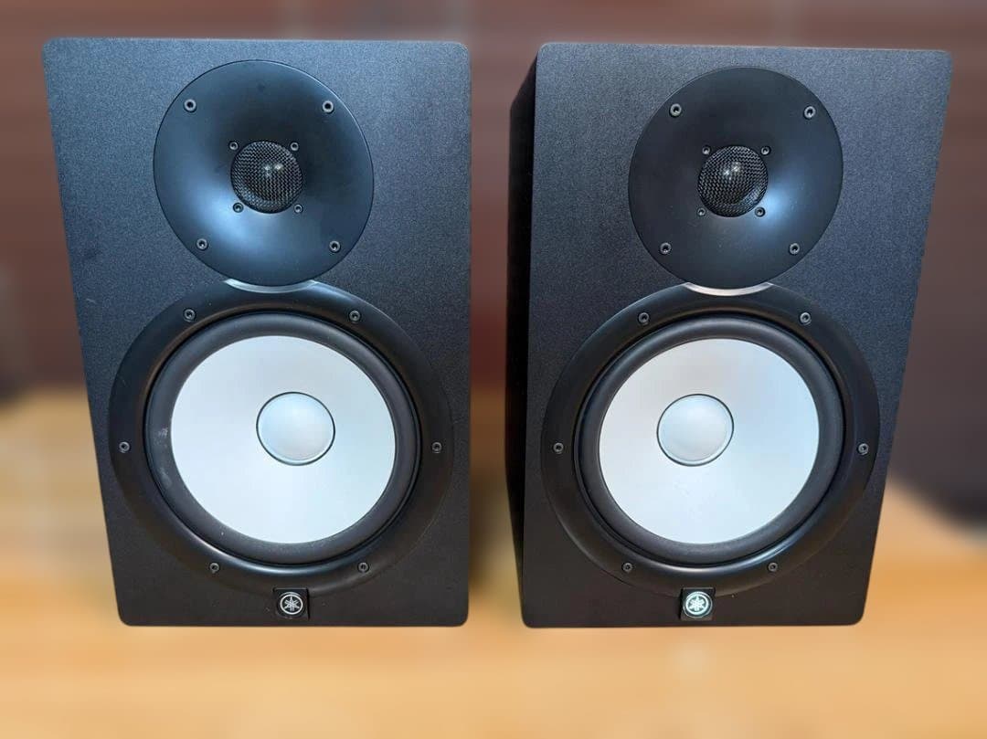 Yamaha Studio Monitor Speakers Hs8