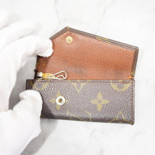 Louis Vuitton Key Case 4
