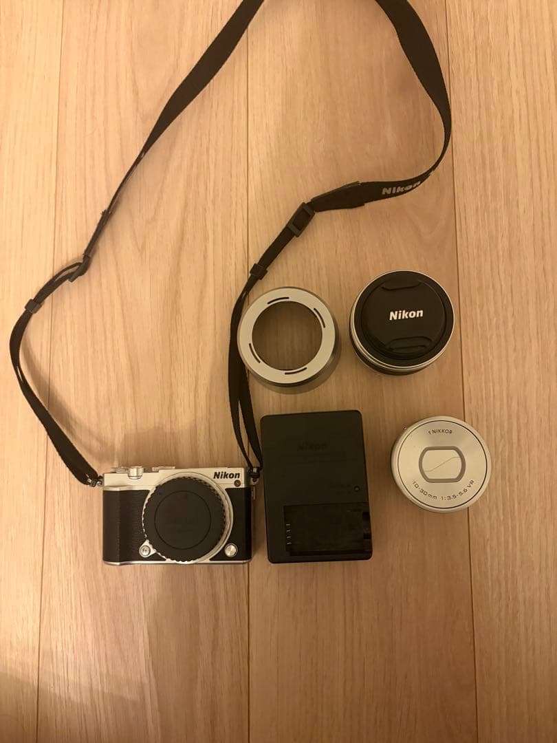 Nikon Mirrorless Interchangeable Lens Cameras Nikon1 J5 10-30Mm ,30-110Mm