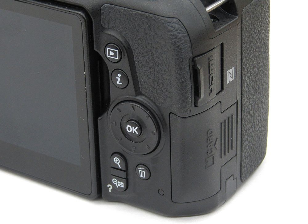 Digital Slr Nikon D5600 D5600Wzbk