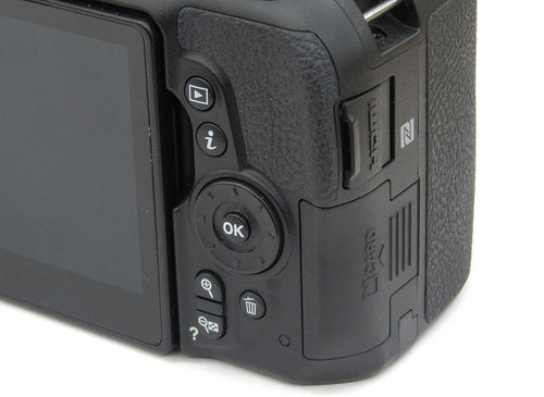 Digital Slr Nikon D5600 D5600Wzbk
