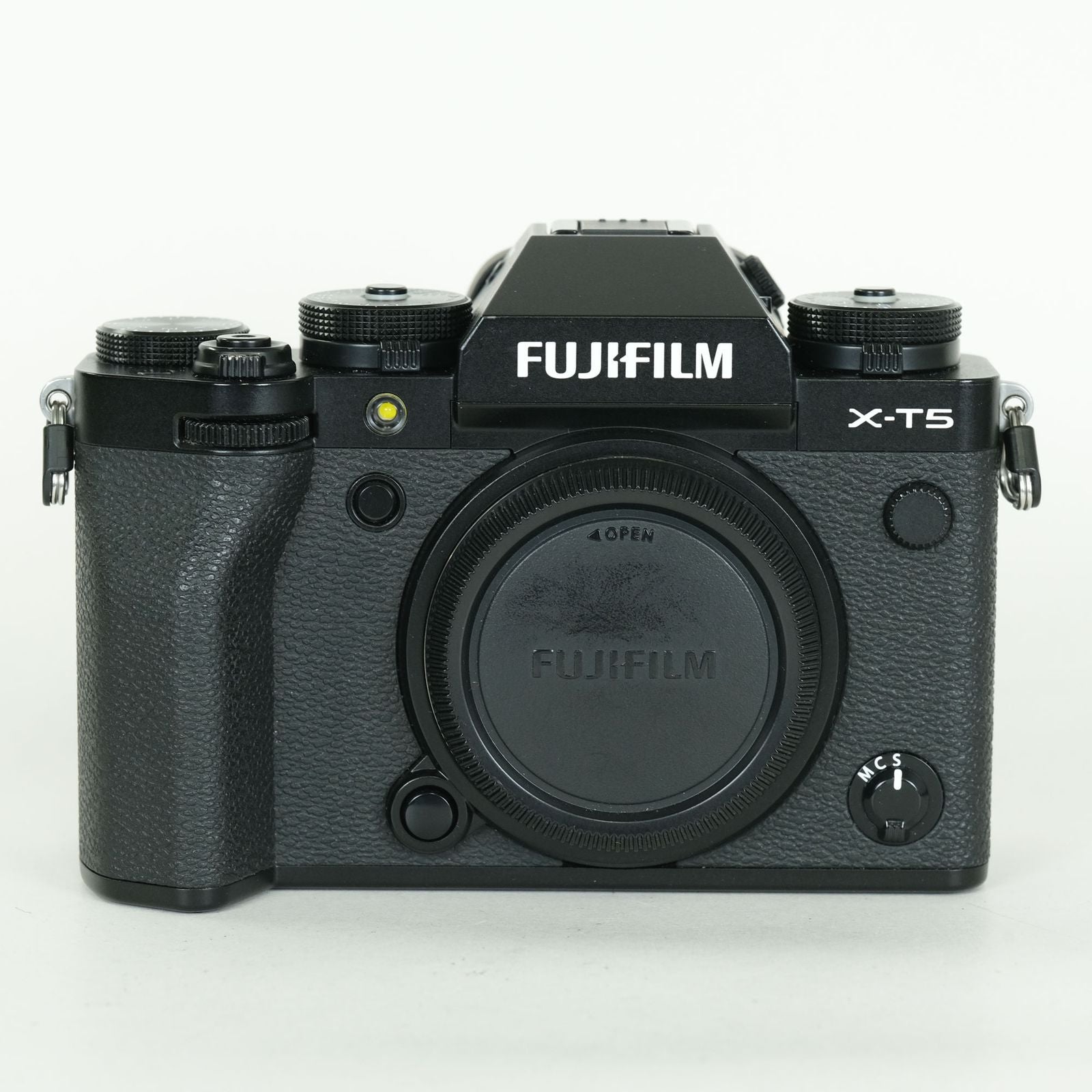 Fujifilm Mirrorless Interchangeable Lips 25,180 2 X-T5 X