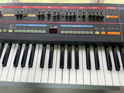 Roland Analog Synthesizers 61 Juno-106