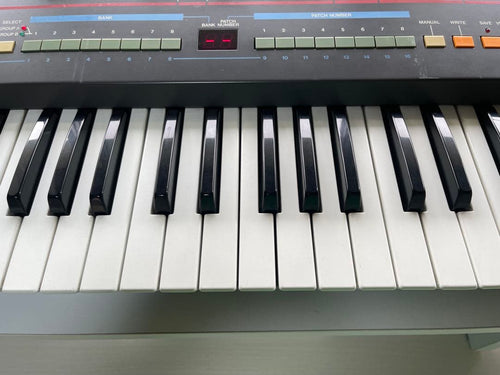 Roland Analog Synthesizers 61 Juno-106