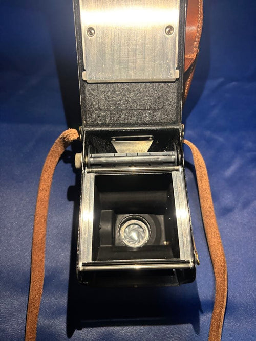 Rollei Twin-Lens Reflex Cameras Rolleiflex Carl Zeiss Tessar
