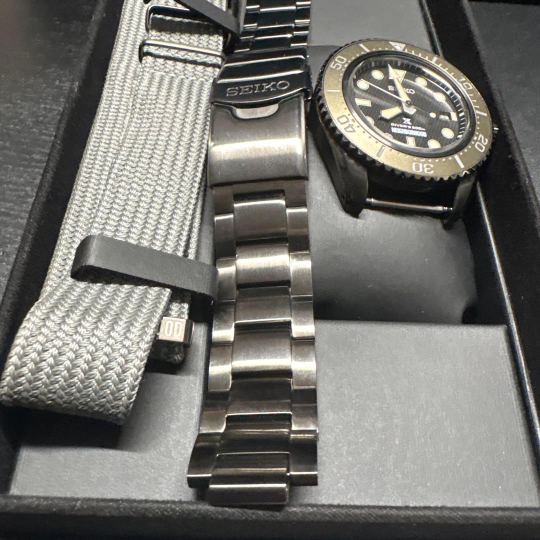 Neighborhood Quartz Watches