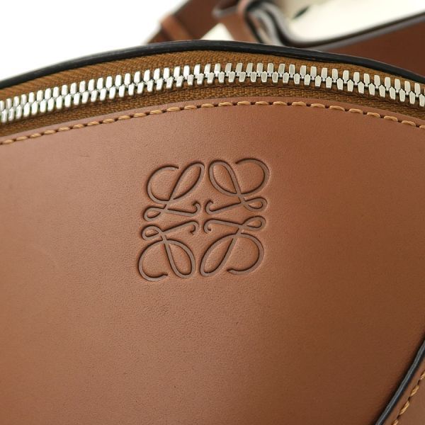 Loewe Messenger Bag B687D16X01 A