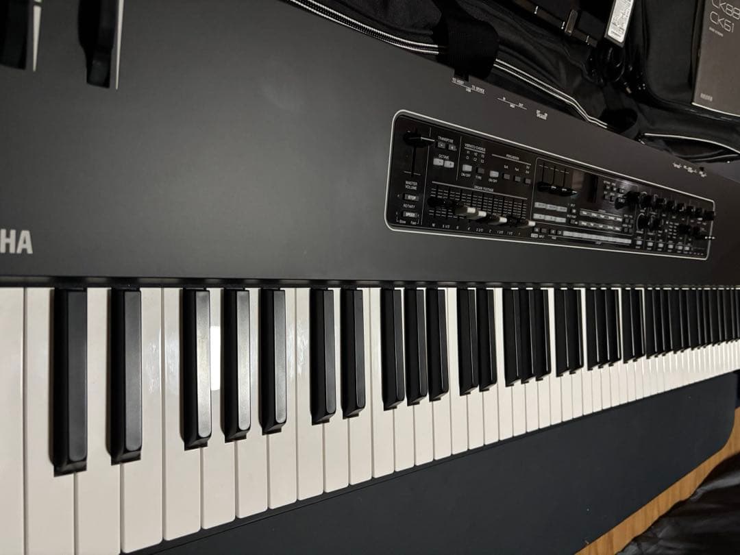 Yamaha Keyboards Digital Pianos Ck88