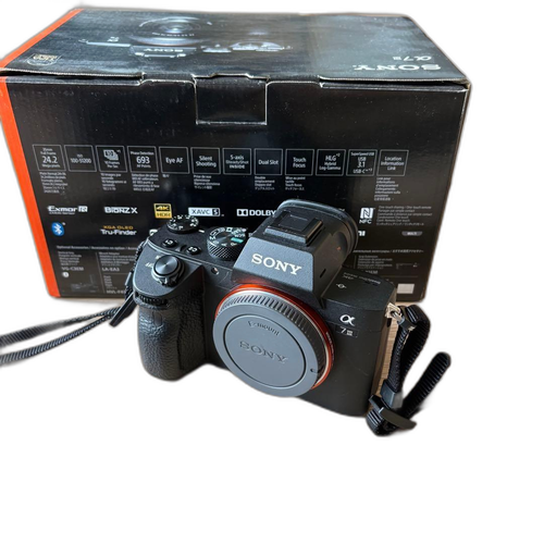 Sony Digital Slr 7 Iii