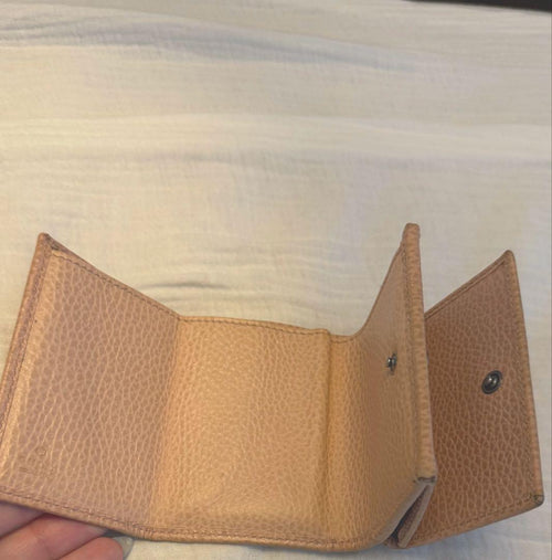 Gucci Trifold Wallets 735212