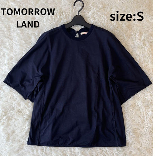 Tomorrowland Short-Sleeve Bacca
