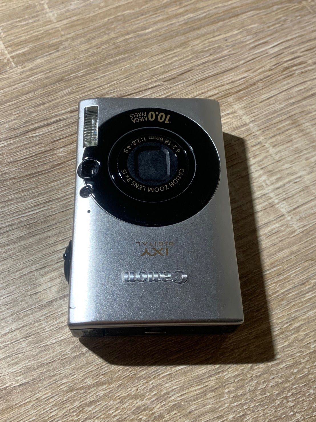 Compact Digital Camera 9996 Canon Ixy 25 Is