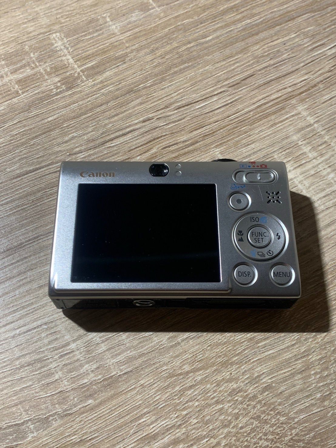 Compact Digital Camera 9996 Canon Ixy 25 Is