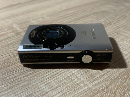 Compact Digital Camera 9996 Canon Ixy 25 Is