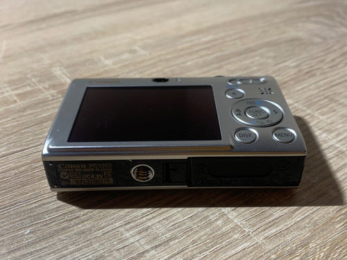 Compact Digital Camera 9996 Canon Ixy 25 Is
