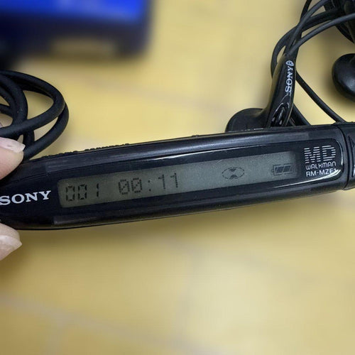 Sony Portable Md Players Walkman Mz-E80