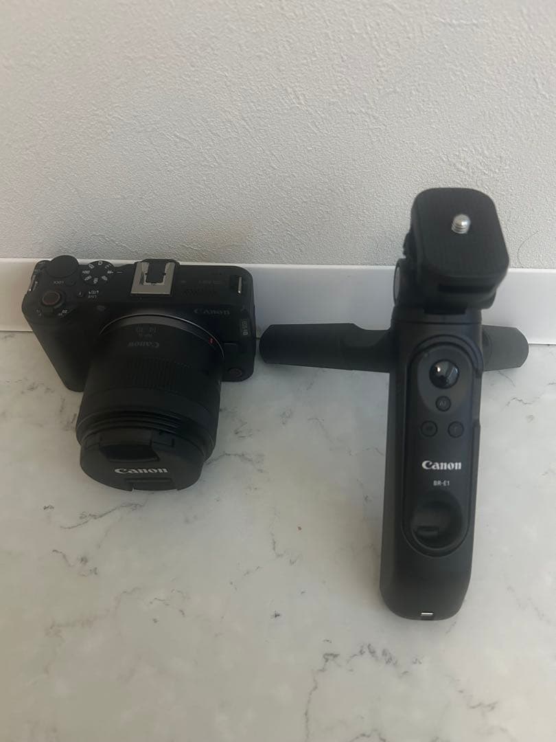 Mirrorless Interchangeable Lens Cameras Canon Eos R50V Br-E1