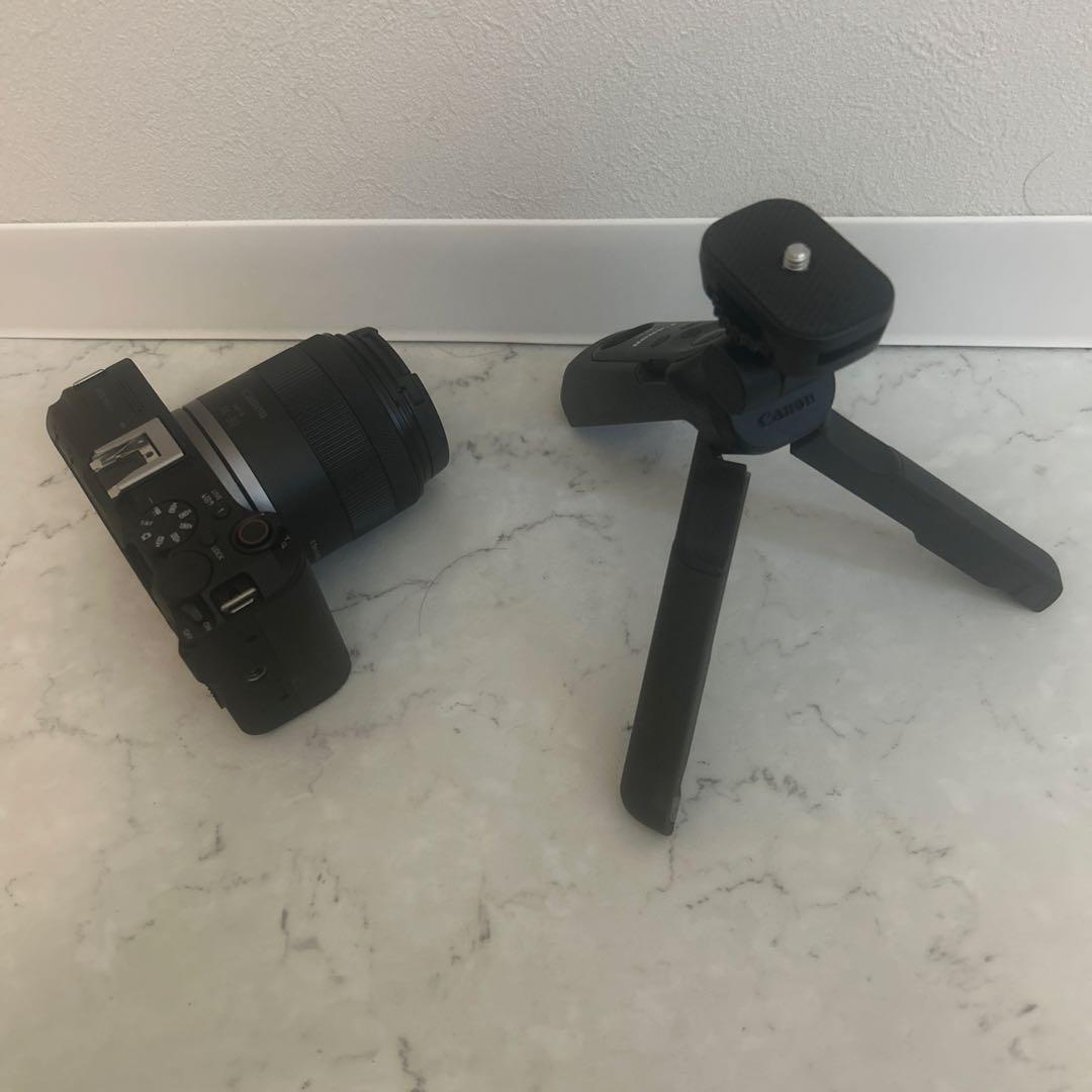Mirrorless Interchangeable Lens Cameras Canon Eos R50V Br-E1