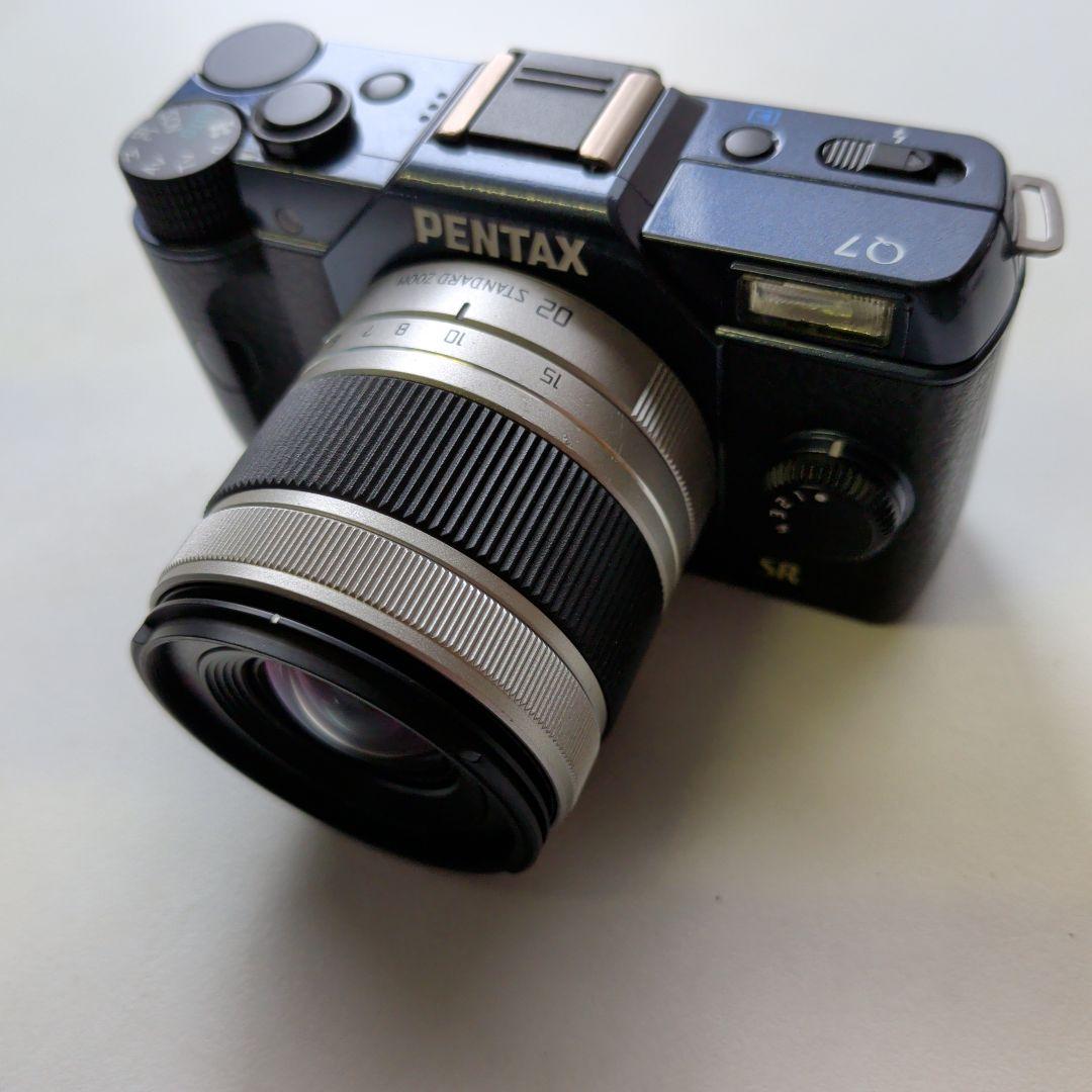 Mirrorless Interchangeable Lens Cameras Pentax Q7 02 Standard Zoom