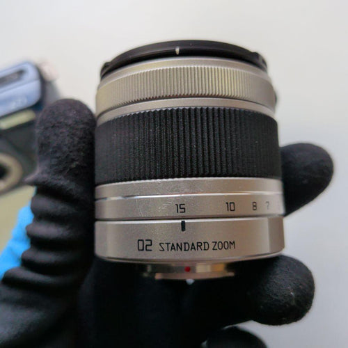 Mirrorless Interchangeable Lens Cameras Pentax Q7 02 Standard Zoom