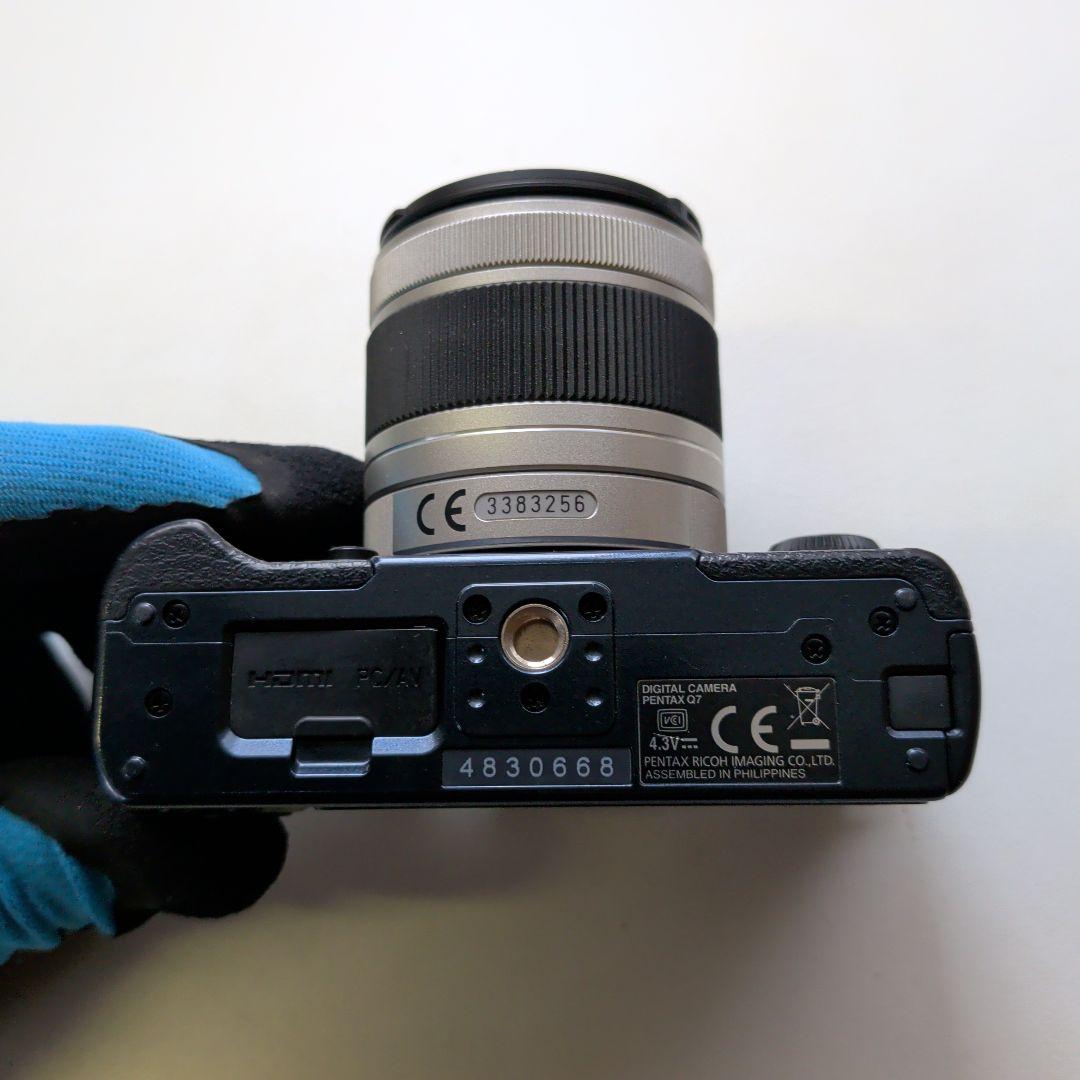 Mirrorless Interchangeable Lens Cameras Pentax Q7 02 Standard Zoom