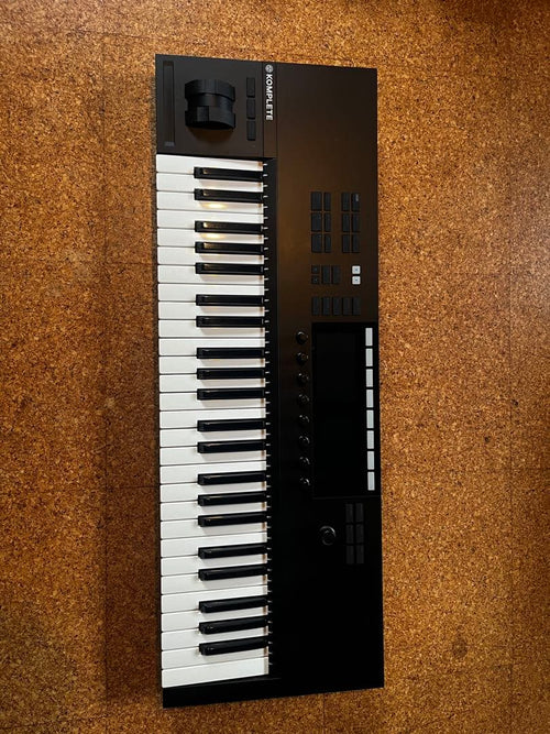 Midi Keyboard Pad Komplete Kontrol S49 Mk2