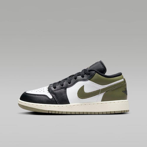 Jordan Brand Sneakers Nike Gs