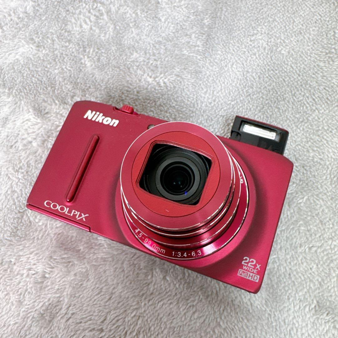 Nikon Compact Digital Cameras C50 Coolpix S9500
