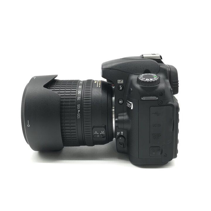 Nikon Others D80 Bm-7 Af-S Dx Zoom-Nikkor 18-135Mm F/3.5-5.6G If-Ed M15535