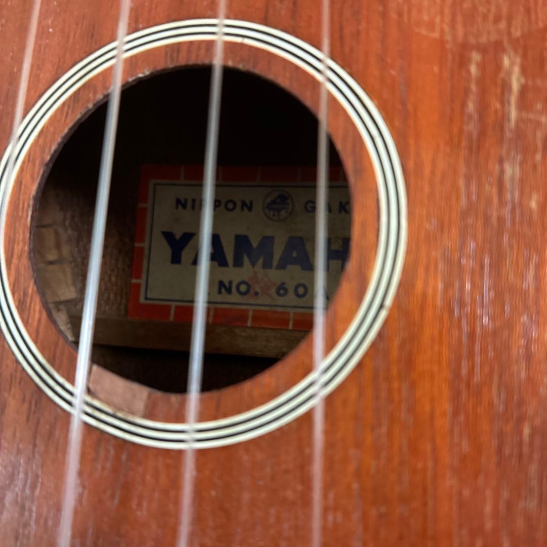 Ukuleles Yamaha No.60A 60