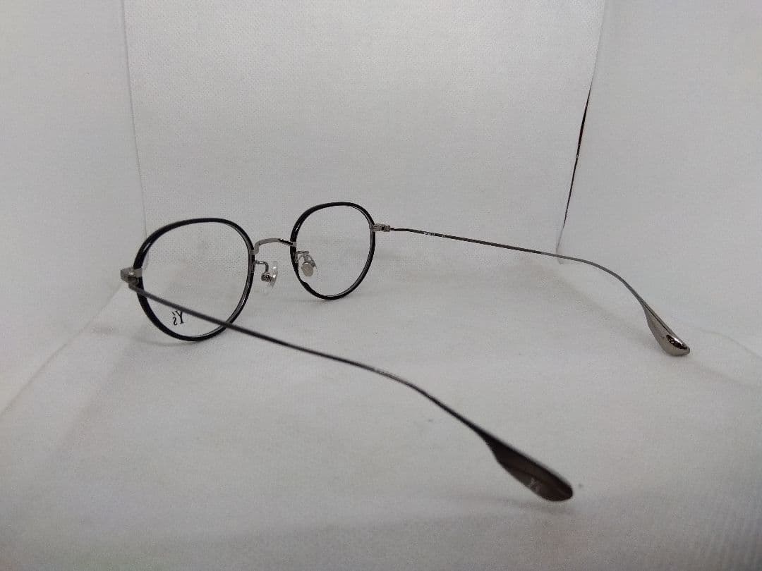 Y'S Glasses