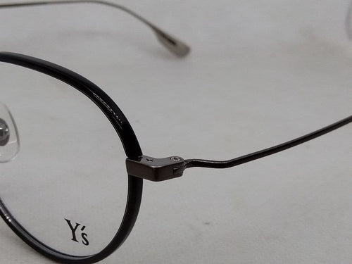 Y'S Glasses