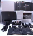 Leica Digital Slr M (Silver)(