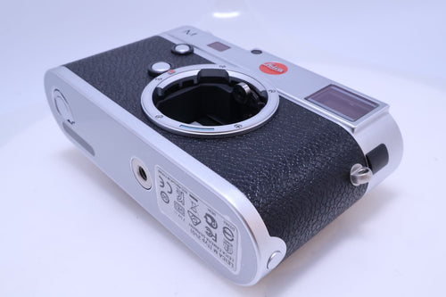 Leica Digital Slr M (Silver)(