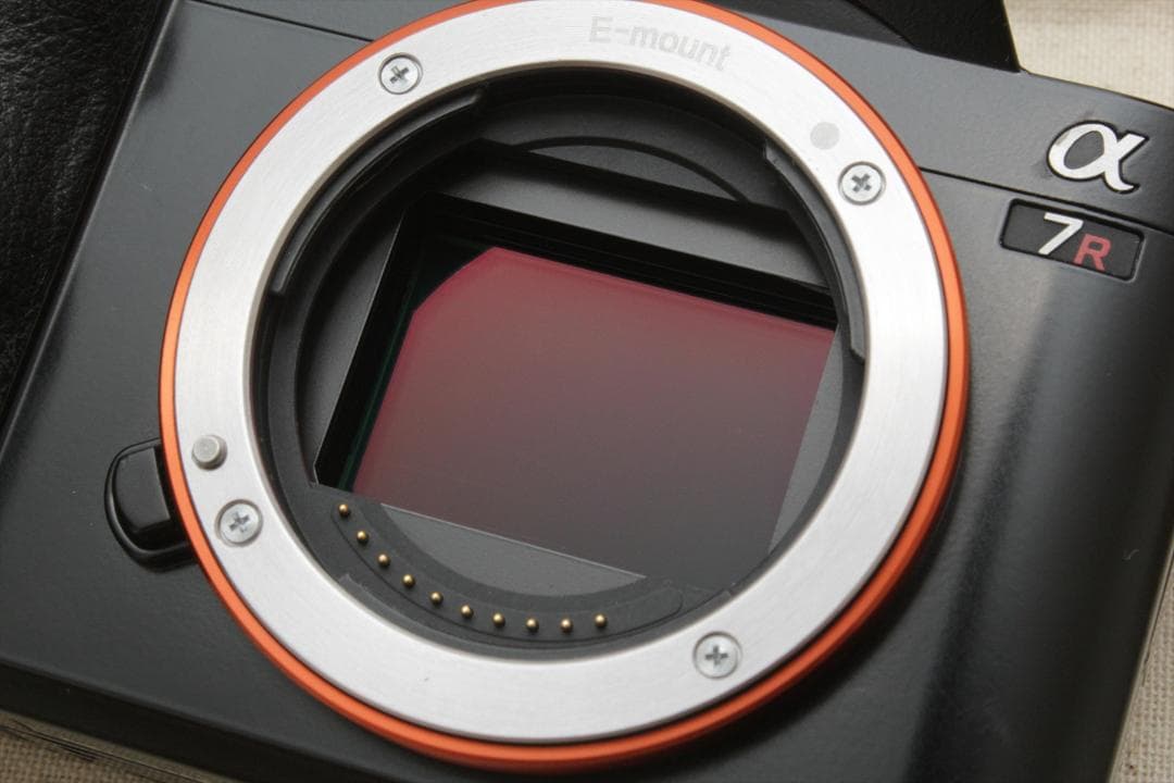Sony Mirrorless Interchangeable Lens Cameras Ilce-7R 7R