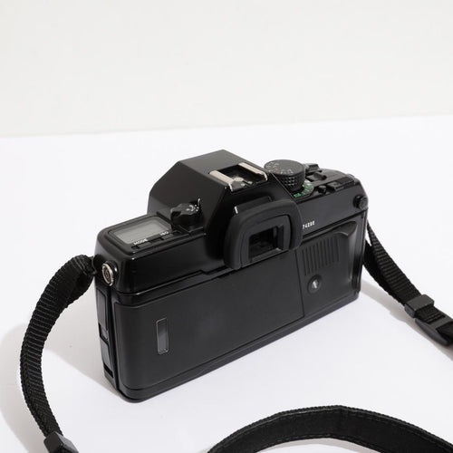 Contax Slr Camera (Film) 167Mt