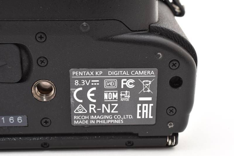 Pentax Digital Slr 12,167 Kp L Yma1073 70