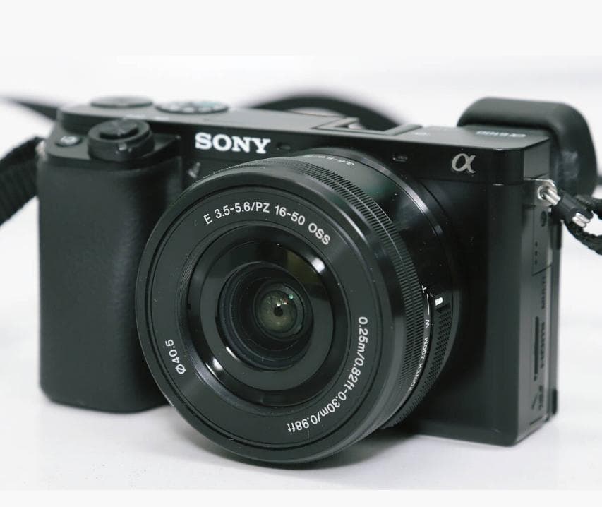 Sony Mirrorless Interchangeable Lips 6100