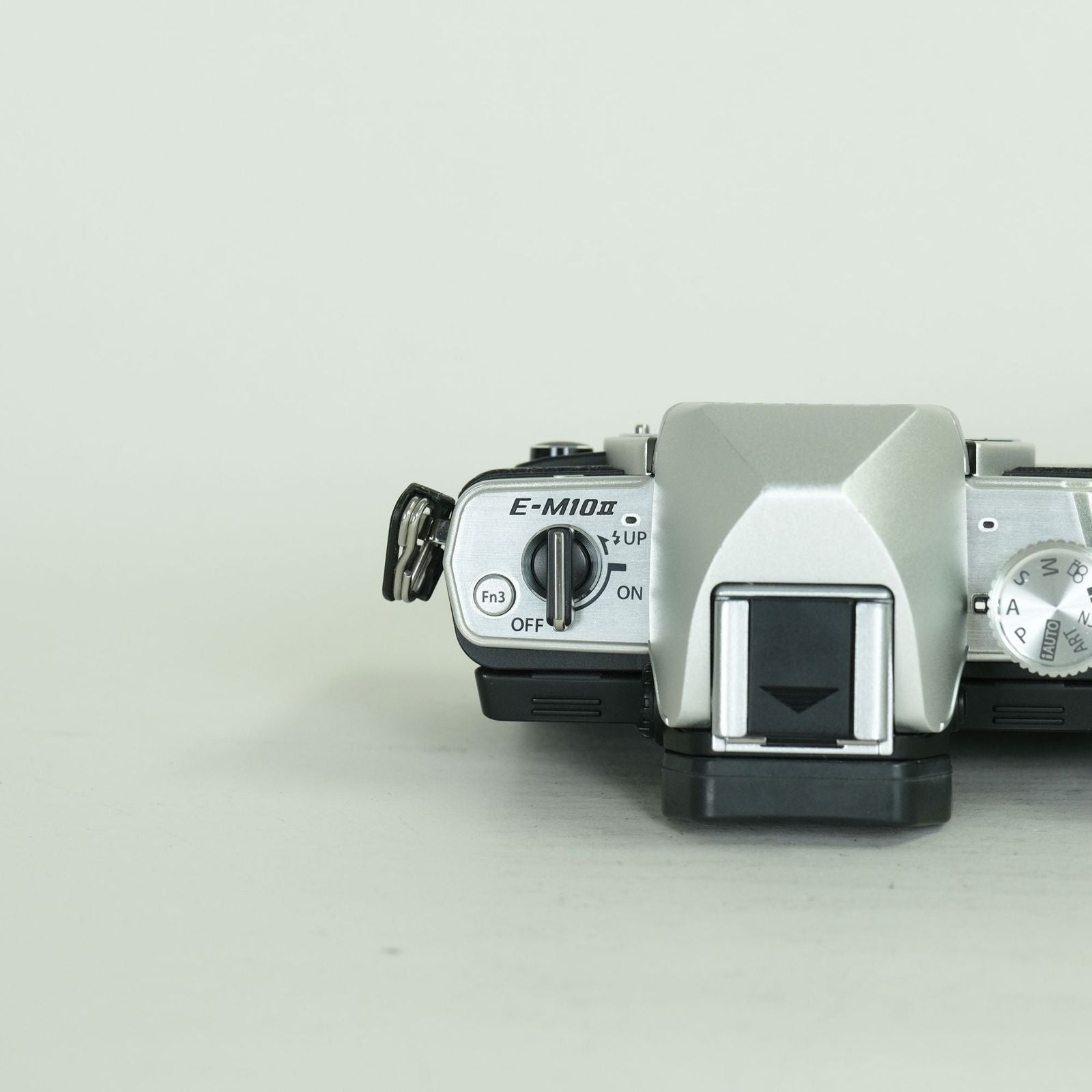 Olympus Mirrorless Interchangeable Lips 1,810 Om-D E-M10 Mark Ii